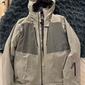 Salomon Men's Gray Ski Jacket & Helmet & Goggles